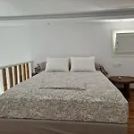 شقة فندقية انايس 4*