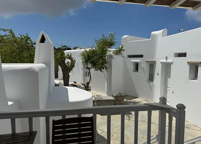 Ξενοδοχείο με διαμερίσματα Anais 4*