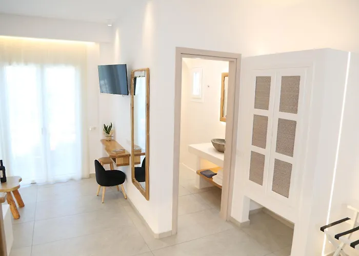 Ξενοδοχείο με διαμερίσματα Anais 4*